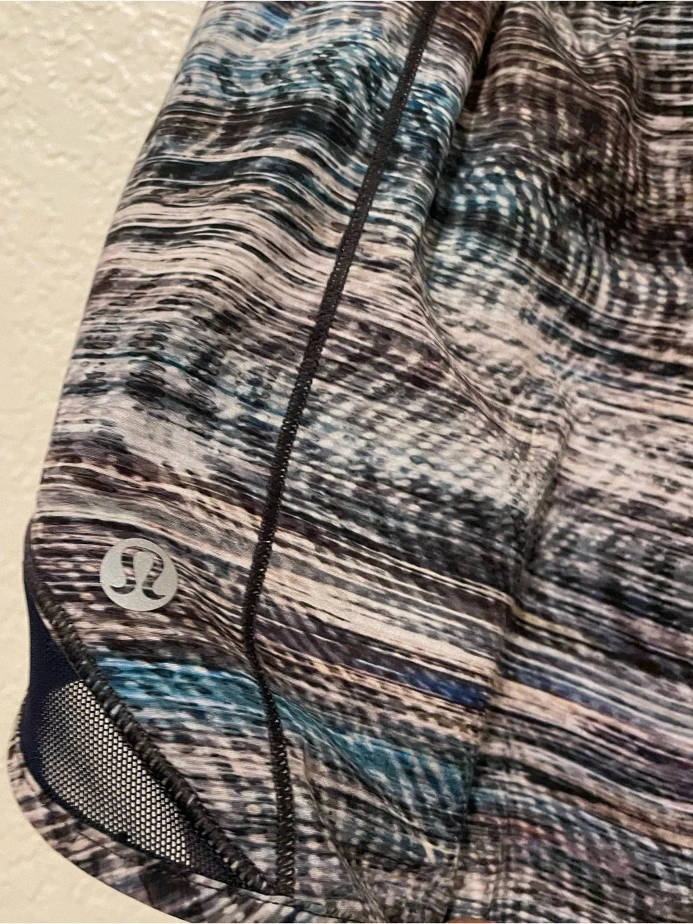 lululemon athletica Hotty Hot Shorts - Grey Multi with Navy Trim